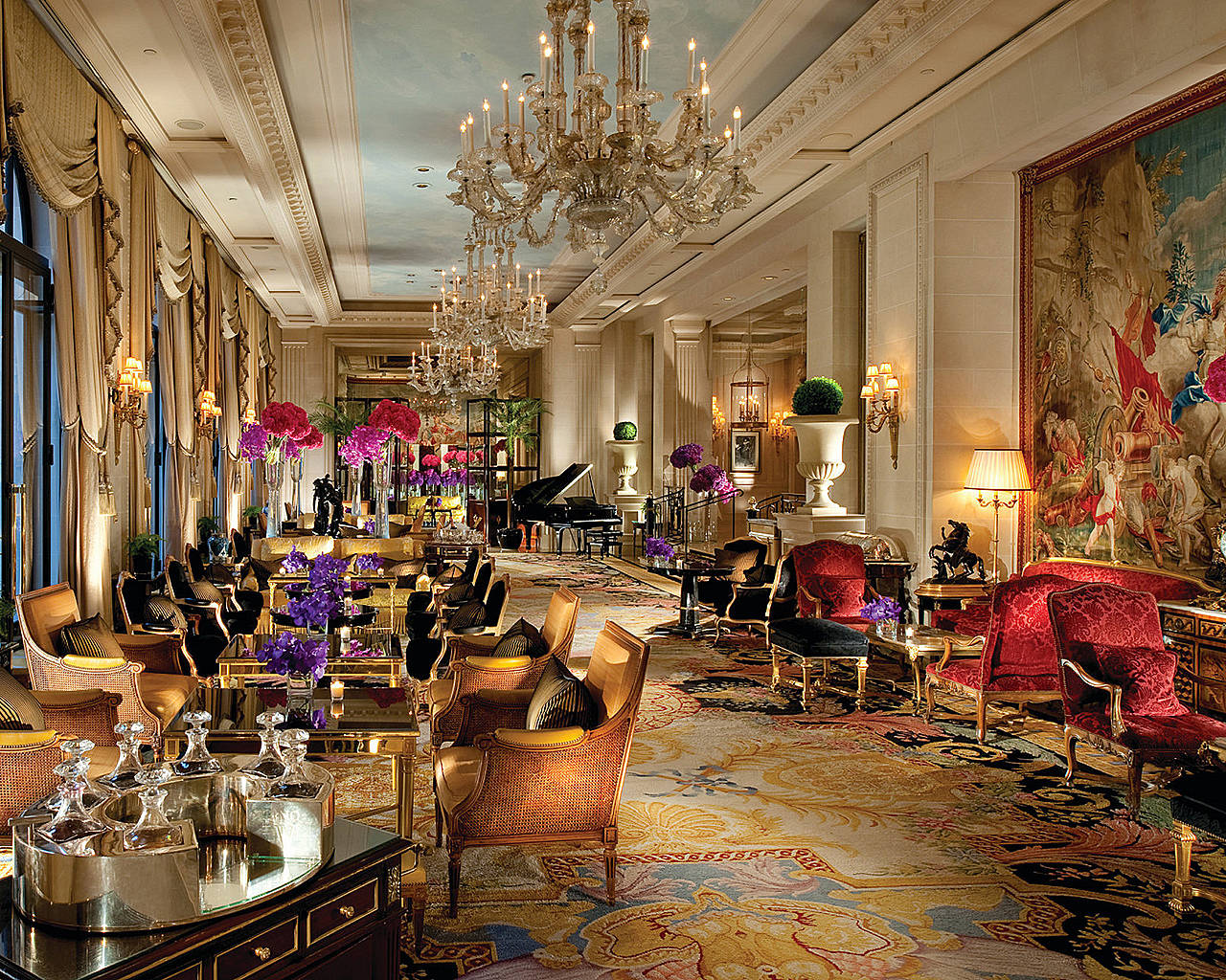 Four-Seasons-Hotel-George-V-Paris