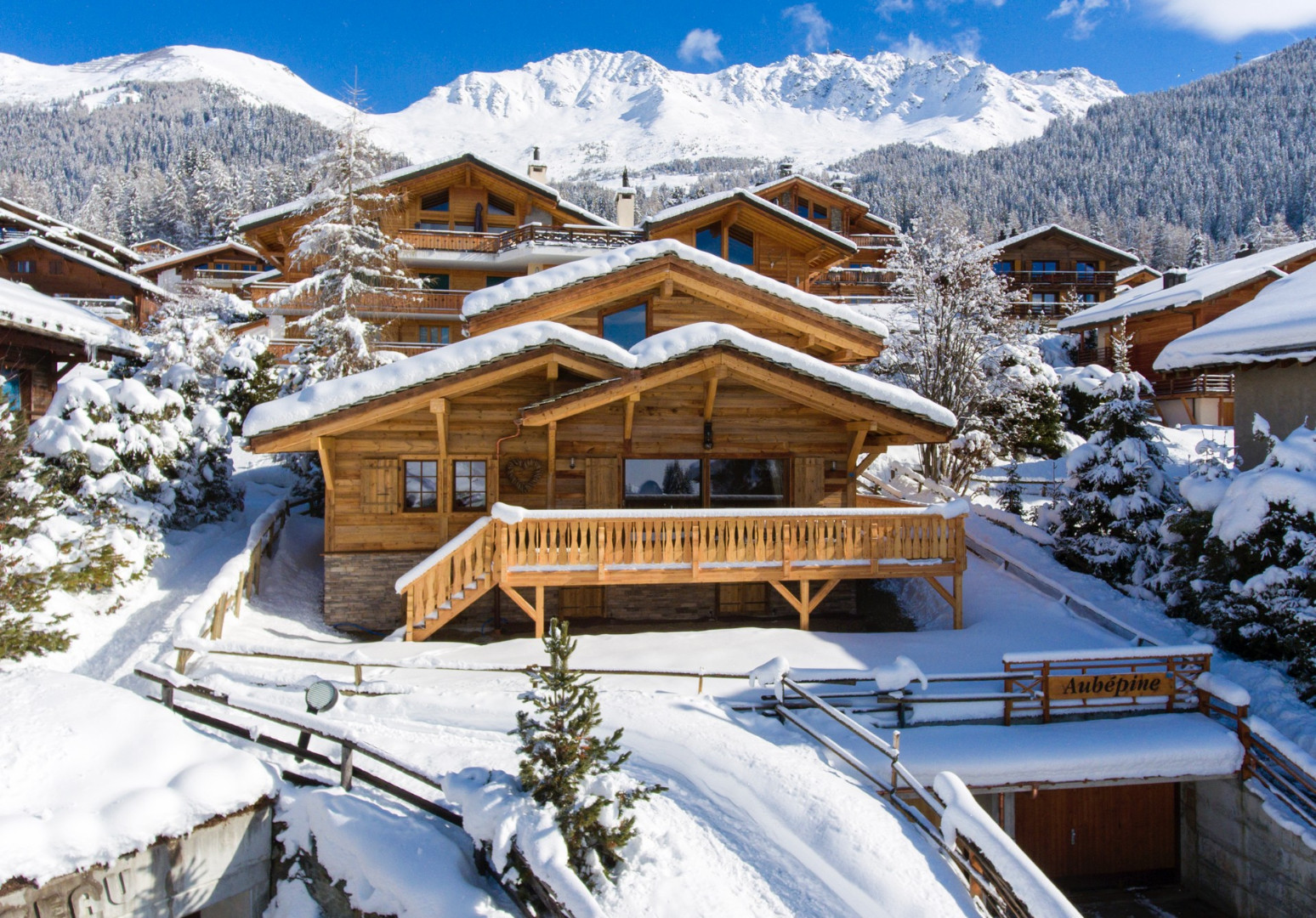 verbier-chalet-daphne-2017-header